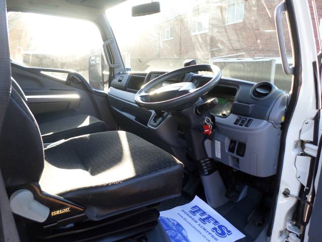 2017 Mitsubishi Canter 3.0 CANTER 7C18 43 AUTO
