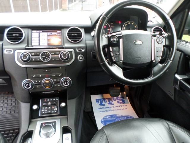 2015 Land Rover Discovery 3.0 SDV6 HSE 5dr Auto