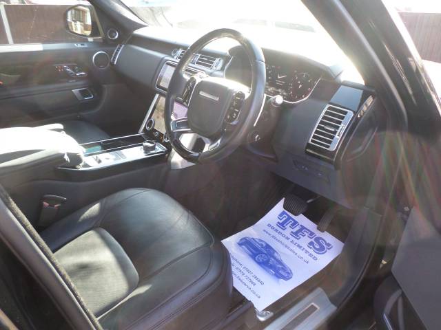 2019 Land Rover Range Rover 4.4 SDV8 Autobiography 4dr Auto