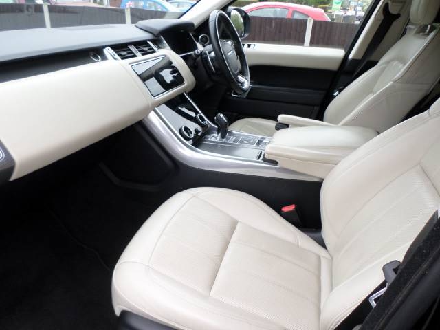 2020 Land Rover Range Rover Sport 3.0 SDV6 HSE Dynamic 5dr Auto