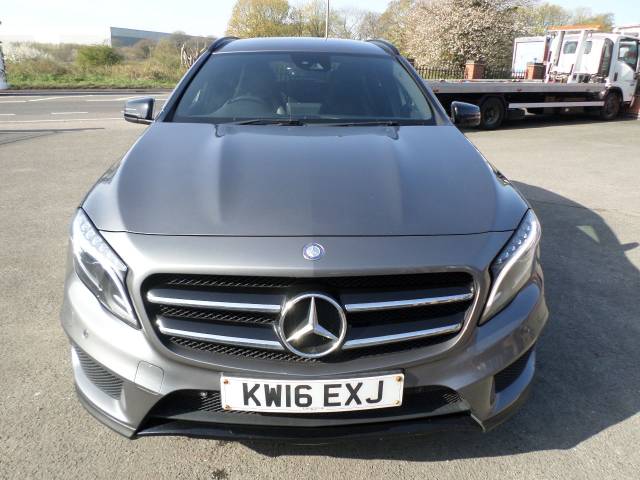 Mercedes-Benz GLA 2.1 GLA 220d 4Matic AMG Line 5dr Auto [Premium] Estate Diesel Grey