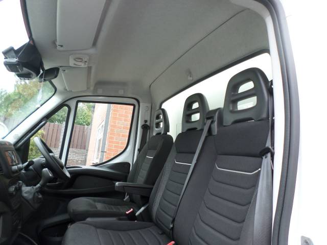 2023 Iveco Daily 3.0 DAILY 70C18B AUTO