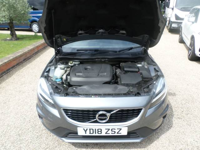 2018 Volvo V40 2.0 T2 [122] R DESIGN Nav Plus 5dr